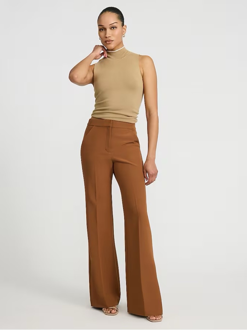 NEW Express Editor Mid Rise Flare in Walnut Size 10 Regular - Picture 4 of 9